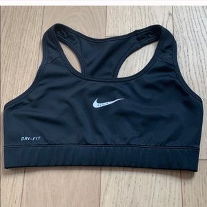 Nike Pro Sports Bra